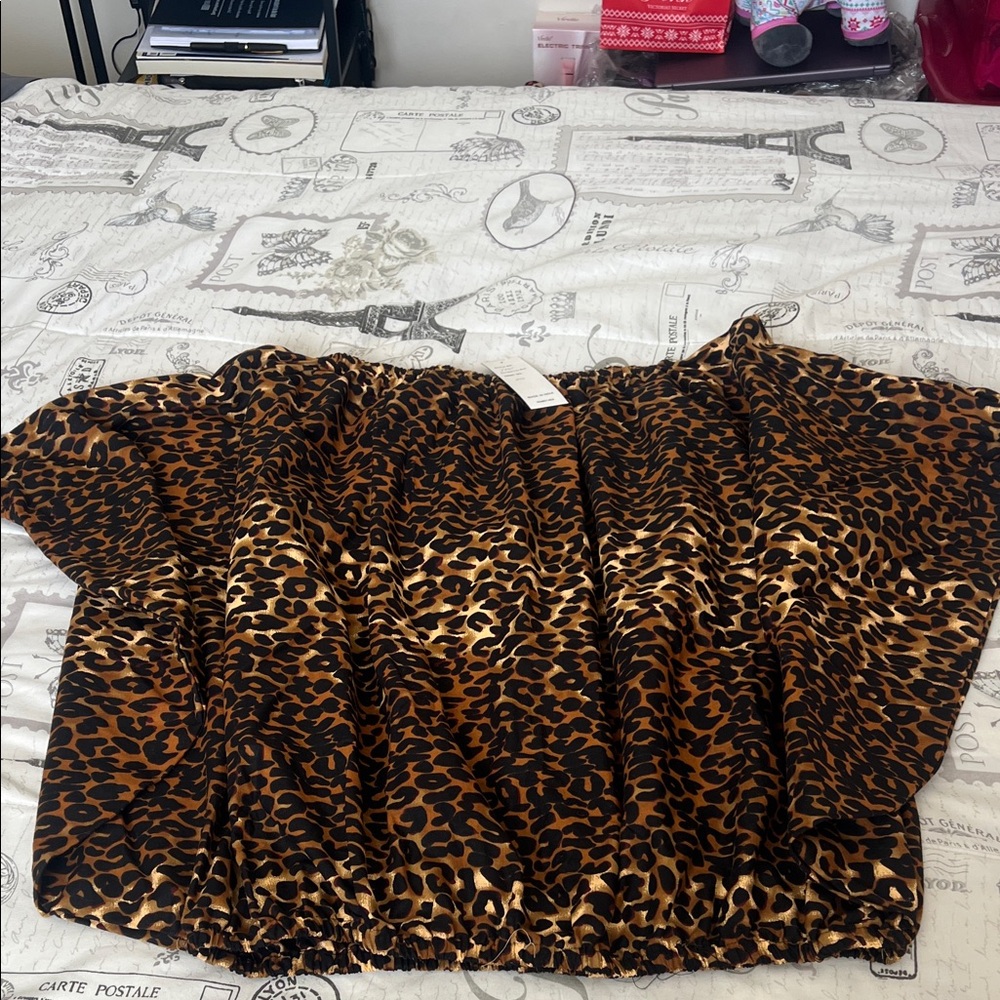 Elegant Leopard Print Blouse